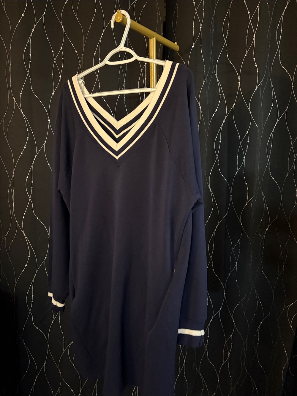 EUCXXL OFFLINE Women's Navy V-Neck ChillUp mini dress with Contrast Stripes